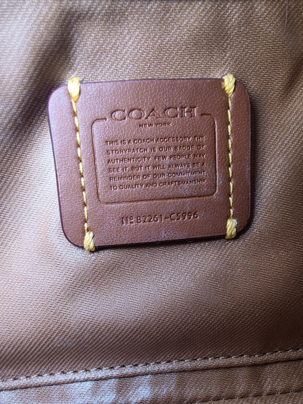 Coach Cosmetic Case - Picture 5 of 5